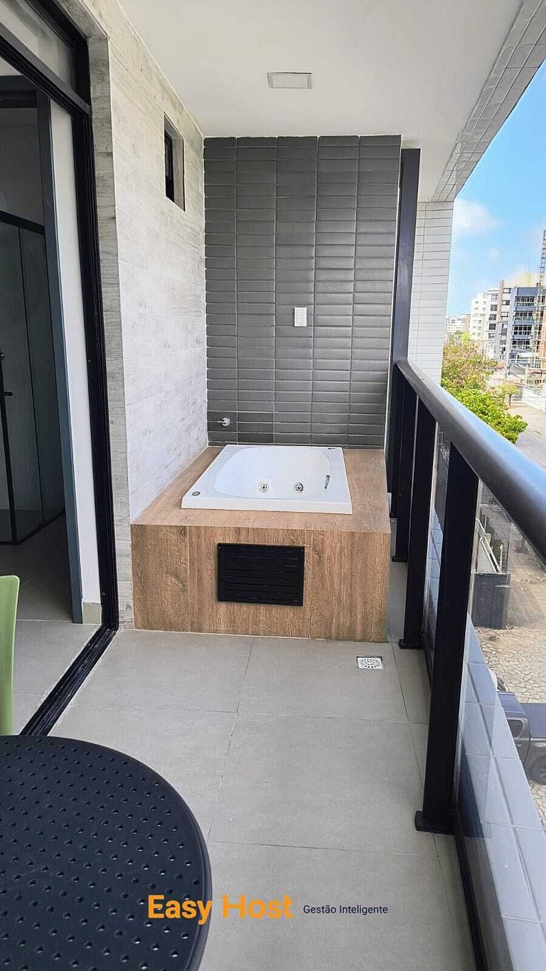 Tramonto 301 - Ap. Moderno c/ Banheira Privada