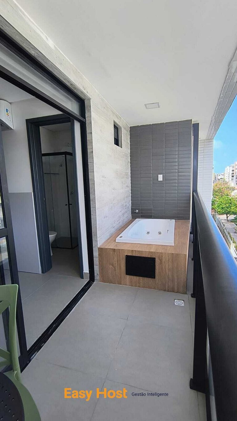 Tramonto 301 - Ap. Moderno c/ Banheira Privada