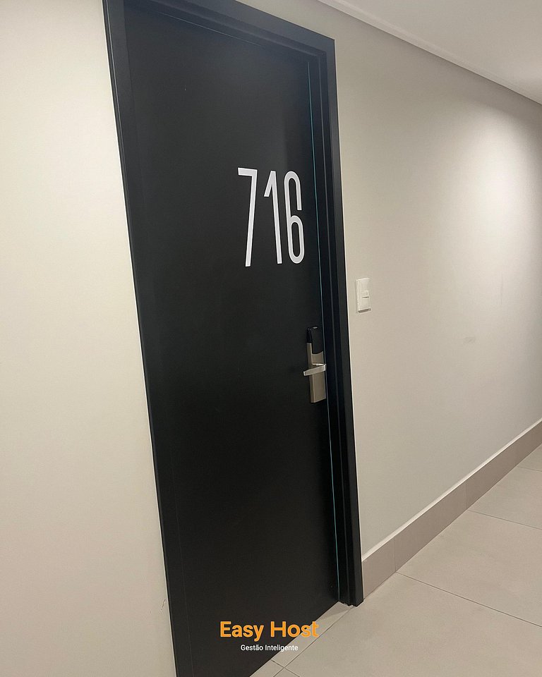 Studio Move 716 - By EasyHost