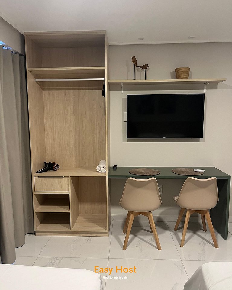 Studio Move 716 - By EasyHost