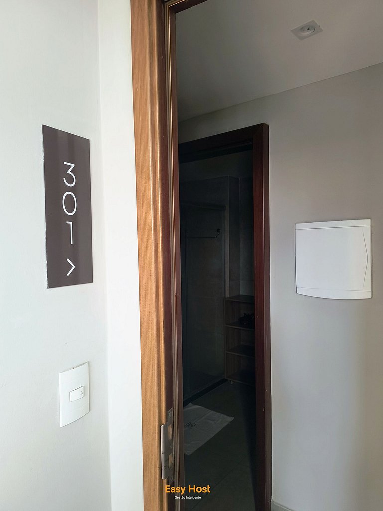 Apto 301 UNO - Lindo Studio Com Vista em Manaira