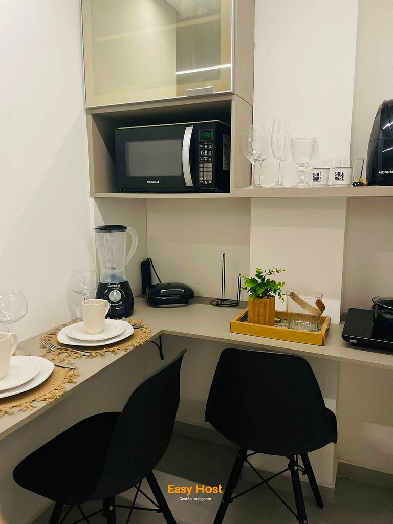 Stay Jardim 106 com Hidro Privativa - By EasyHost