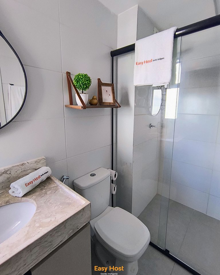 Studio 703. Neo Duos Intermares  - By EasyHost