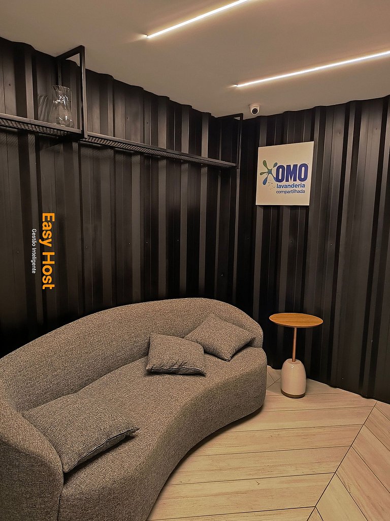 Studio 321 Get One - By EasyHost